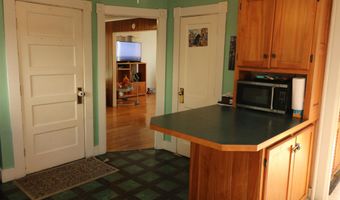 18 Webster St, Barre, VT 05641