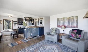 676 Columbine Dr, Casper, WY 82601
