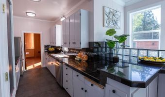 33800 Alta Bonnynook Rd, Alta, CA 95701