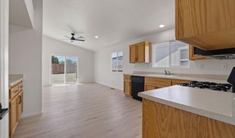 419 Sunshine Ln, Fernley, NV 89408