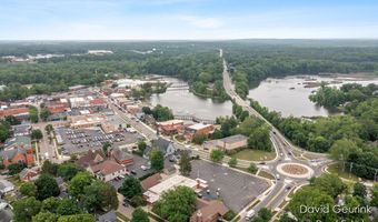 608 Trowbridge St, Allegan, MI 49010