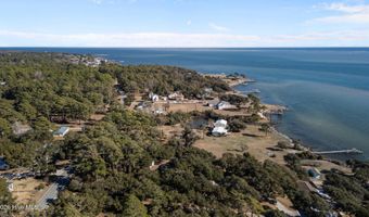 620 Seashore Dr, Atlantic, NC 28511