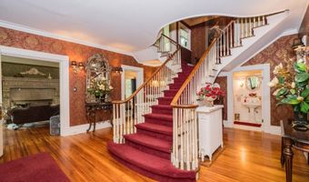 321 Guy Park Ave, Amsterdam, NY 12010
