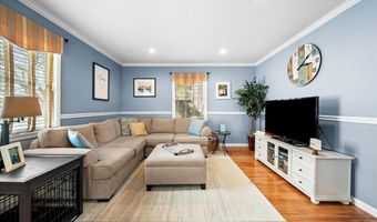 153 S Bayview Ave, Amityville, NY 11701