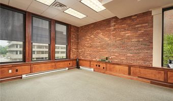 17-23 S Main St 301, Akron, OH 44308