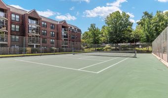 2100 LANGSTON Blvd G08, Arlington, VA 22207