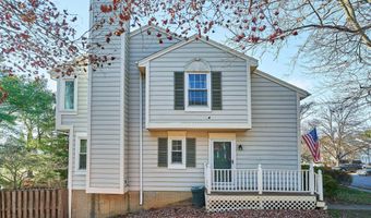 6617 MEDINAH Ln, Alexandria, VA 22312