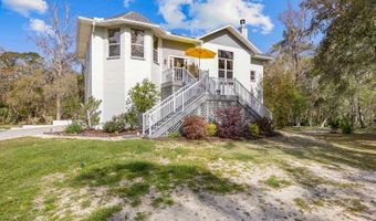 4250 NW 81 Ln, Bell, FL 32619