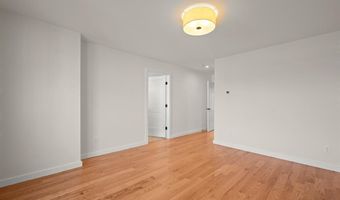 14 Fieldstone Ct 14, Bethel, CT 06801