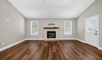 601 Springdale Woods Dr, Macon, GA 31210