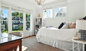 416 E ALEXANDRIA Ave, Alexandria, VA 22301