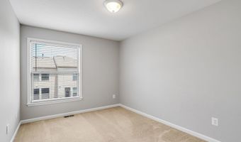 42274 HAMPTON WOODS Ter, Ashburn, VA 20148