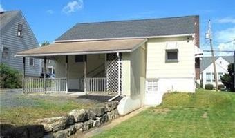 1336 Fairfax St, Allentown, PA 18103