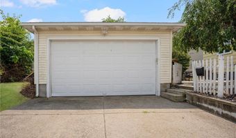 82 Cliffdale Ave, Cranston, RI 02905