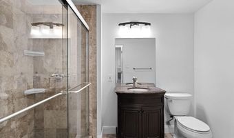 7408 MASONVILLE Dr, Annandale, VA 22003