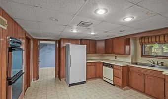 2 Julia Dr, North Providence, RI 02911