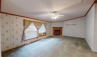 6855 Woodard Rd, Andover, OH 44003