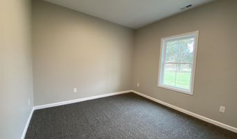 10 Trinton Ave, Bedford, IN 47421