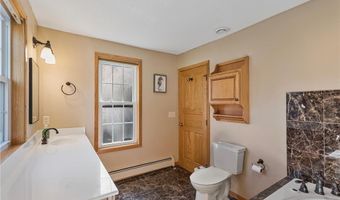 1342 Stagecoach Trl S, Afton, MN 55001