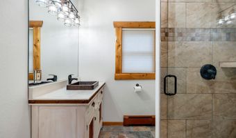 58250 Hwy 200, Clark Fork, ID 83811