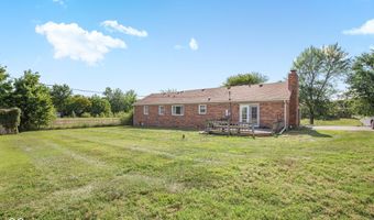 243 Plainview Dr, Avon, IN 46123