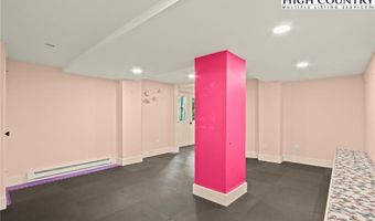 870 Clubhouse Dr A2, Banner Elk, NC 28604