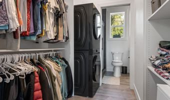 202 NW Thurston Ave, Bend, OR 97703