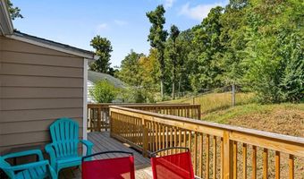 703 Eastview Dr, Asheboro, NC 27203