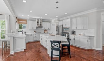 1813 Venezia Way, Apex, NC 27502