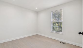 43501 POSTRAIL Sq, Ashburn, VA 20147