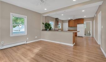 53 Burton St 2, Bristol, RI 02809