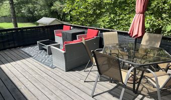 829 Rosemary Ave, Aurora, MO 65605