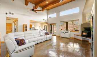 10711 MODESTO Ave NE, Albuquerque, NM 87122