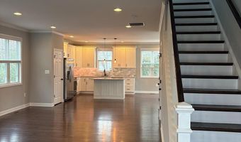 6445 FIRST St, Alexandria, VA 22312