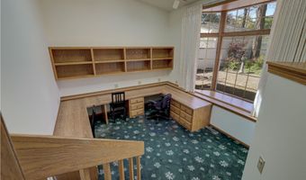 2207 S GLADYS Ave, Appleton, WI 54915