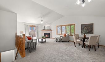 5503 HACKER Cir, Cheyenne, WY 82009