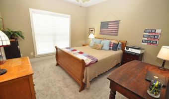 204 PARLIAMENT Pkwy, Alabaster, AL 35114