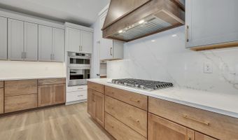 2707 1st St, Arnolds Park, IA 51331
