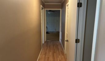 906 W Louisiana St, Beebe, AR 72012