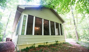 1379 Sandusky Rd, Albany, OH 45710