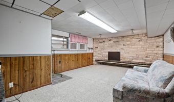 1002 Carroll Ave, Ames, IA 50010