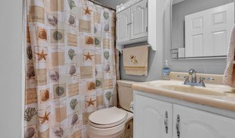 91 Wind Jammer Ct, Bayville, NJ 08721