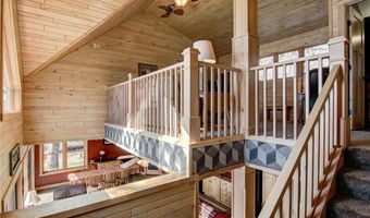 102 206th St, Alden, WI 54026