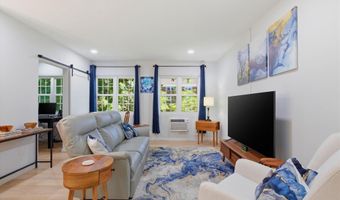 3454 MARTHA CUSTIS Dr, Alexandria, VA 22302