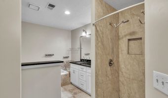 125 Lake Picketts Dr, Acworth, GA 30101