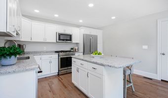 137 County, Amherst, NH 03031
