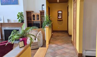 155 Hillwinds North Rd, Brattleboro, VT 05301