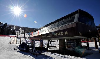 130 Daybreak Rdg Hs759, Beaver Creek, CO 81620