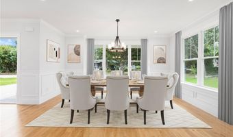 55 Dolphin Ave, Jamestown, RI 02835