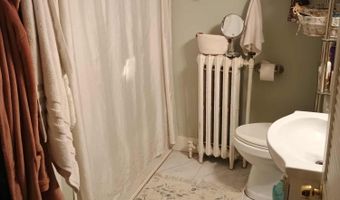 106 Ruskin Dr, Altoona, PA 16602